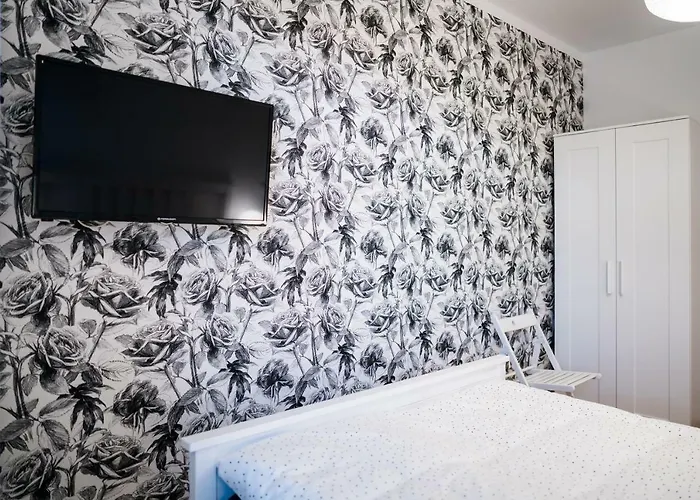 Pod Roza Хостел Затор